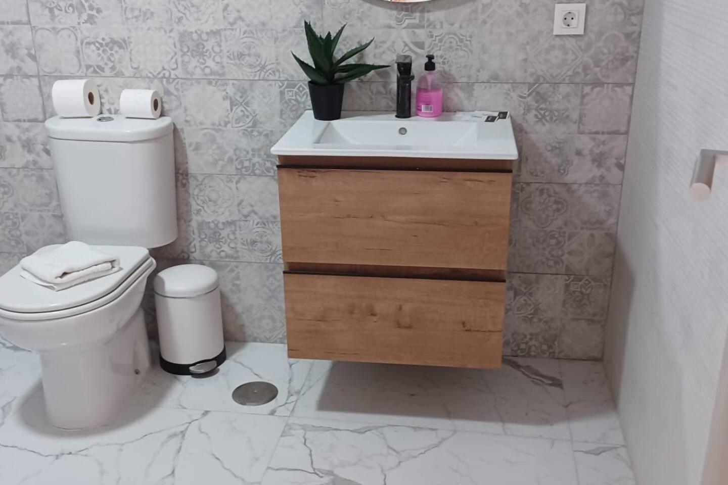 Urban Estudio Elegante Con Terraza 阿利坎特 外观 照片